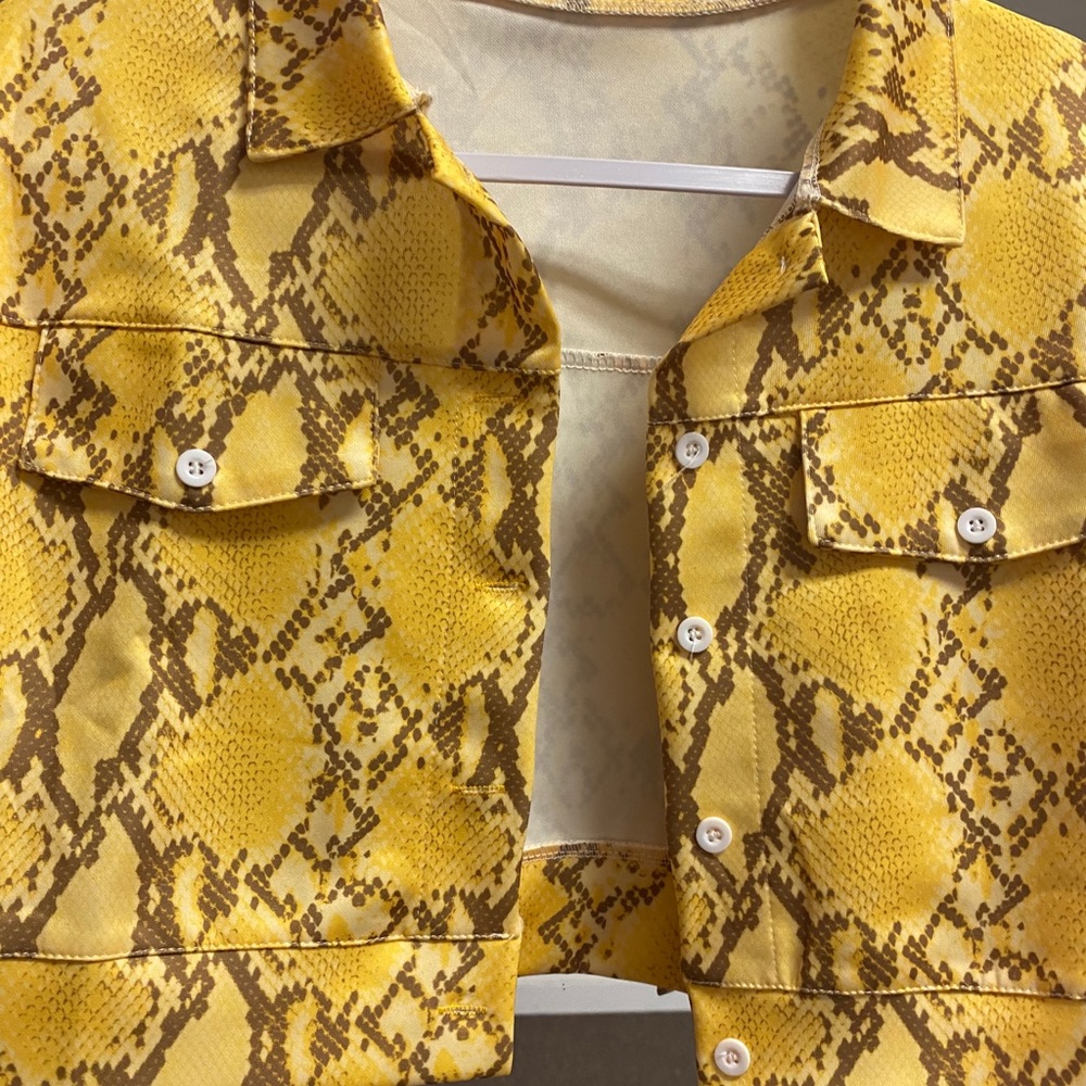 Jacket - Picture 2 of 4